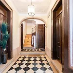Апартаменти Beautiful In Bairro Alto-gremio