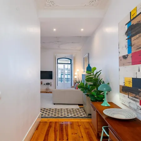 Beautiful Apartment In Bairro Alto-Gremio 리스본