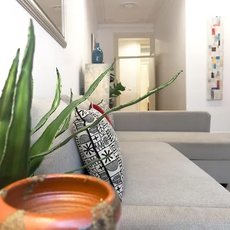 Beautiful Apartment In Bairro Alto-Gremio Lisboa