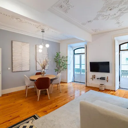 Beautiful Apartment In Bairro Alto-Gremio דירה ליסבון